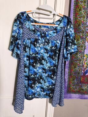 NY Collection Blue Mixed Print Tunic Blouse Ikat Flutter Sleeve Top - Medium